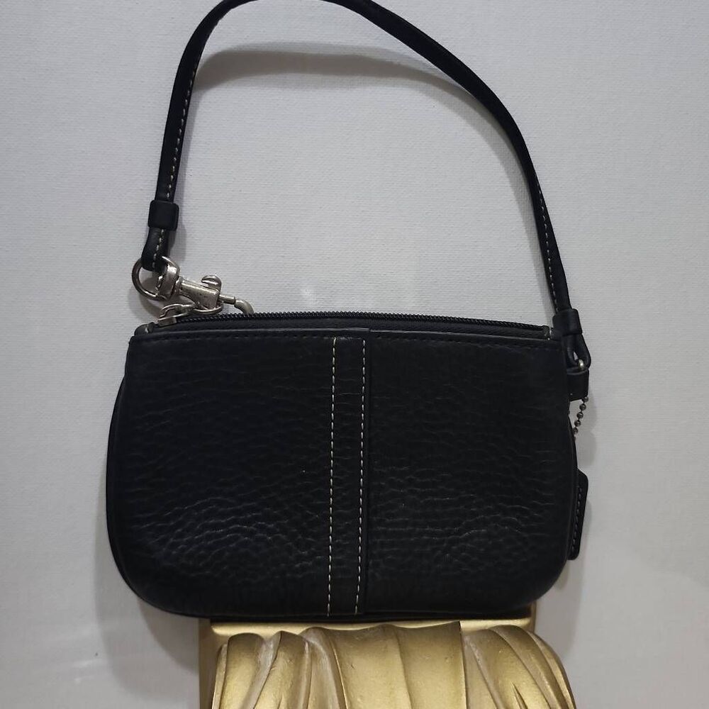 Vintage Coach black pebbled leather Soho small wristlet